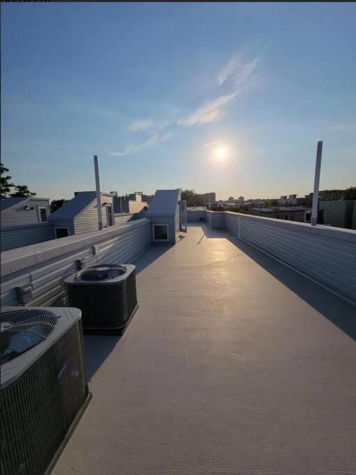 Explorer's Dream - 3br Gem With Wifi+laundry Apartment Philadelphia