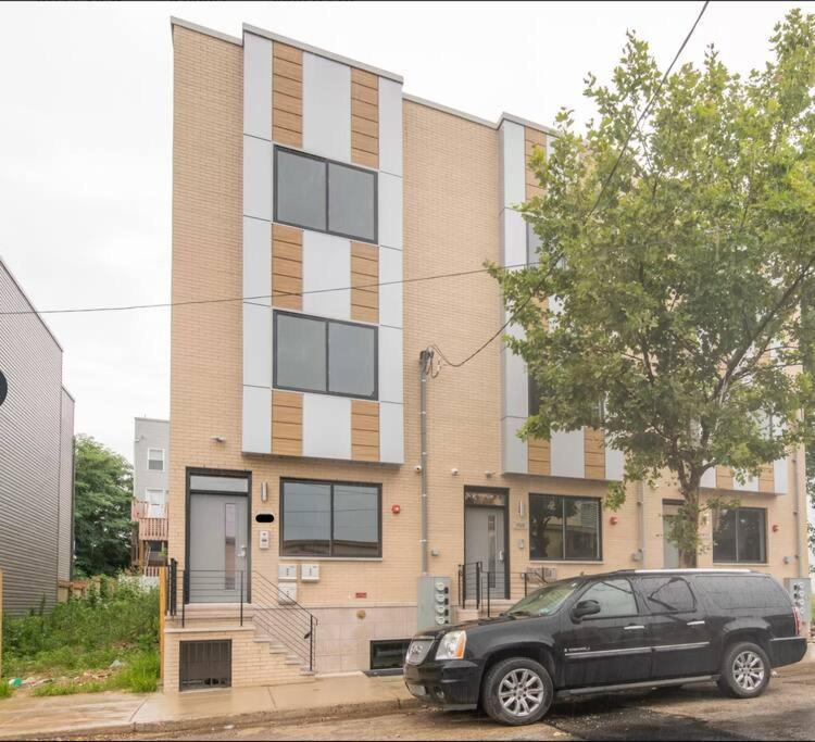Explorer's Dream - 3br Gem With Wifi+laundry * Philadelphia