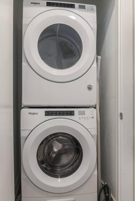 Explorer's Dream - 3br Gem With Wifi+laundry * Philadelphia