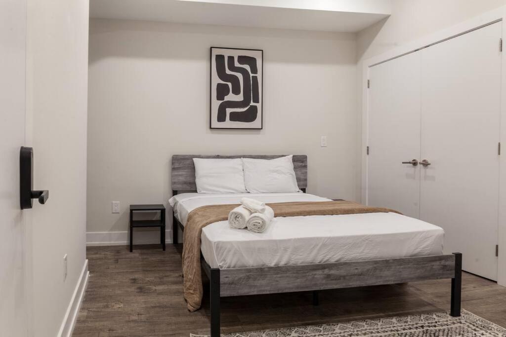 Apartment Explorer's Dream - 3br Gem With Wifi+laundry Philadelphia